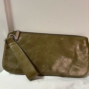 HOBO Sage Leather Wristlet